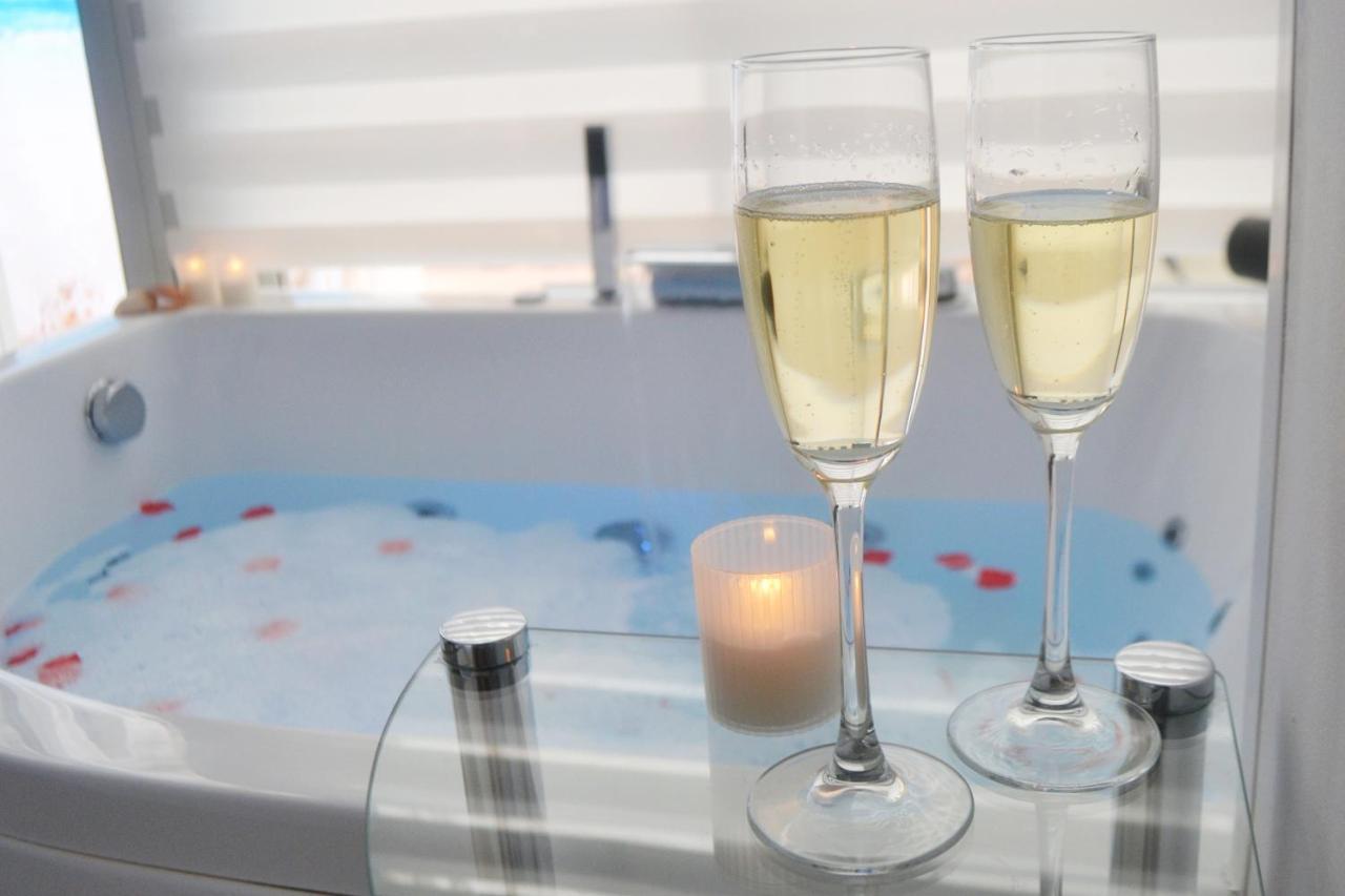Blue Horizon Luxury Apartment نيرخا المظهر الخارجي الصورة
