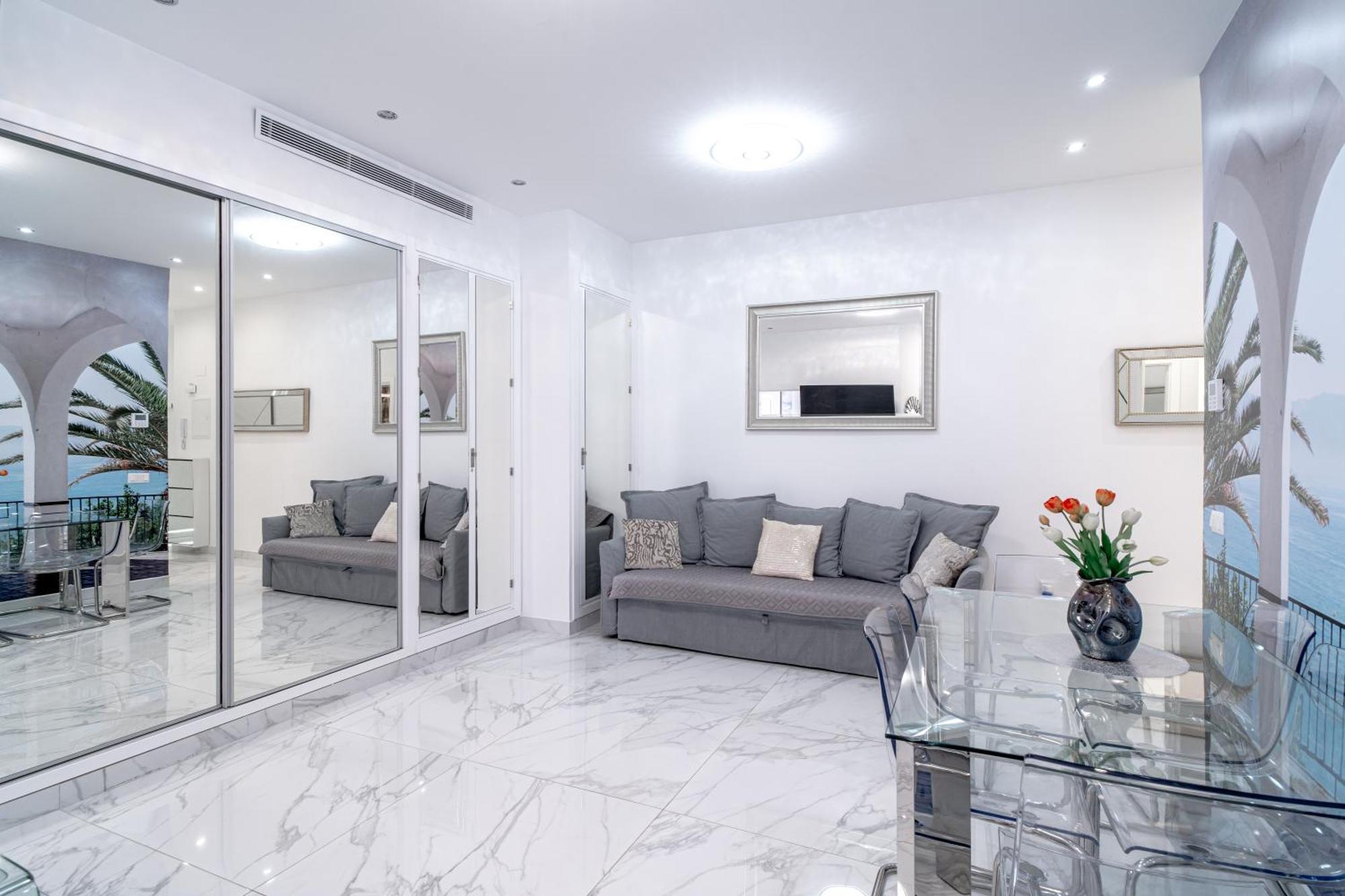 Blue Horizon Luxury Apartment نيرخا المظهر الخارجي الصورة