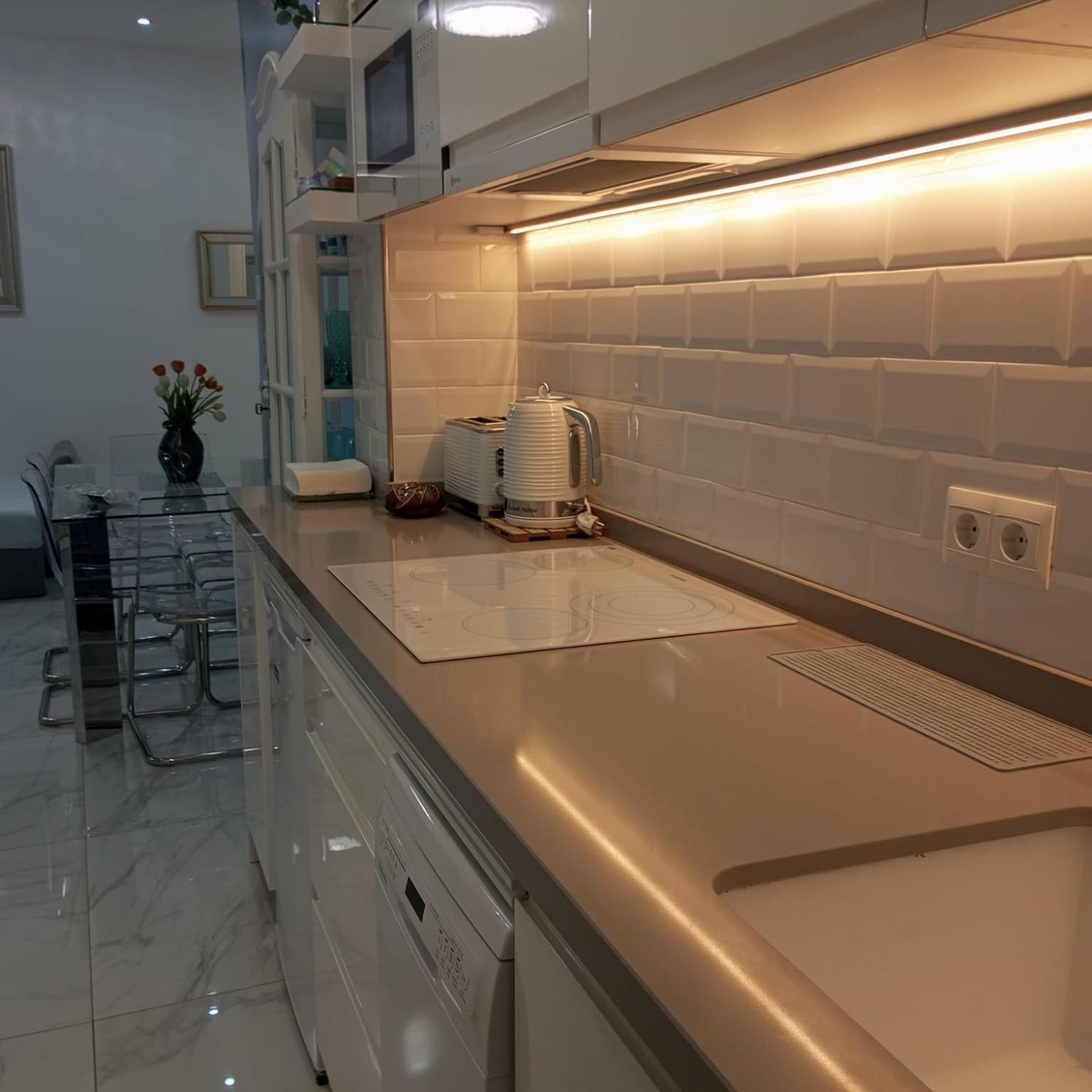 Blue Horizon Luxury Apartment نيرخا الغرفة الصورة